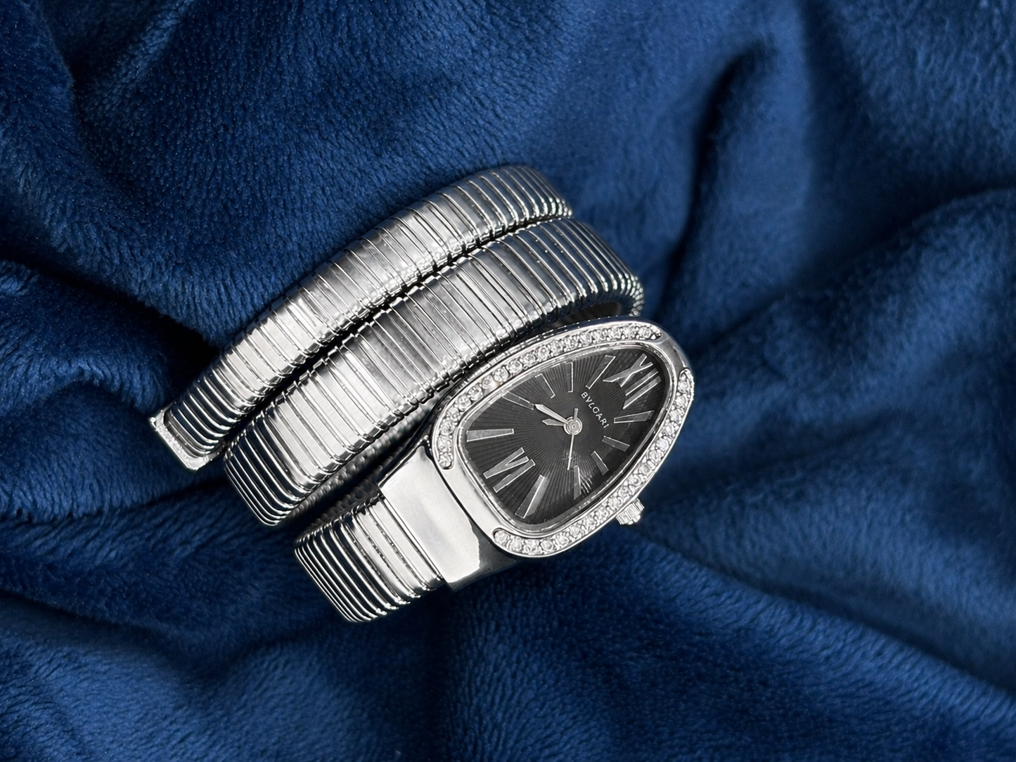 Serpenti-Inspired Silver Crystal Bezel Women’s Luxury Watch