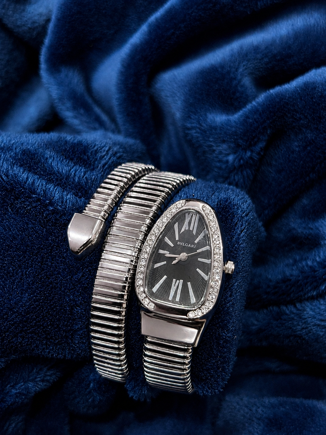 Serpenti-Inspired Silver Crystal Bezel Women’s Luxury Watch